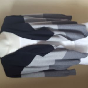 Apt. 9 woman's blue/gray sweater sz XL